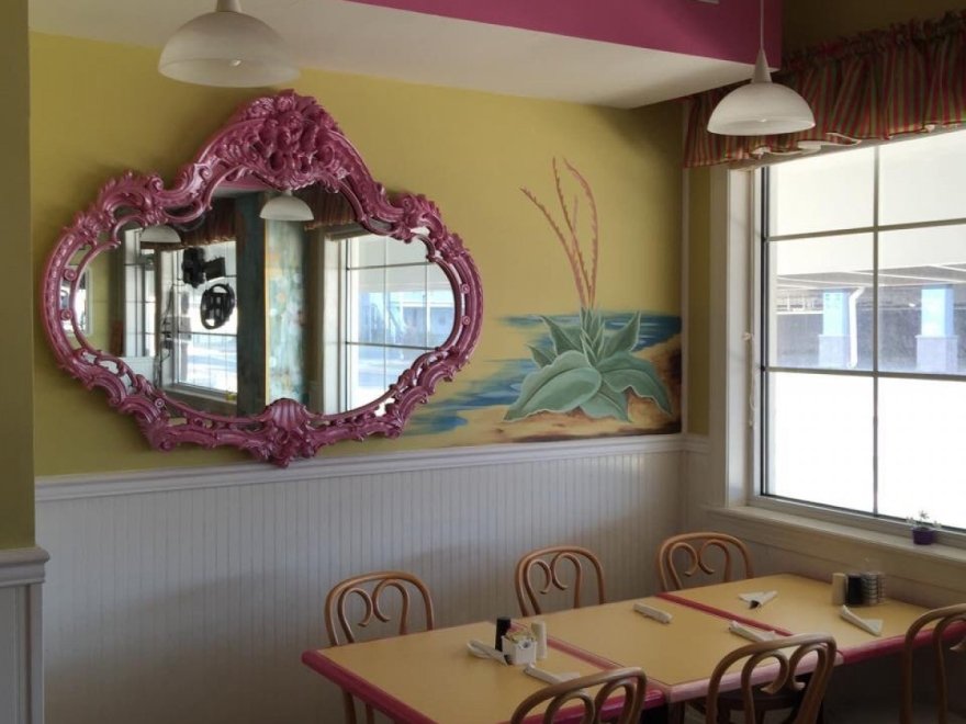 Malia's Cafe