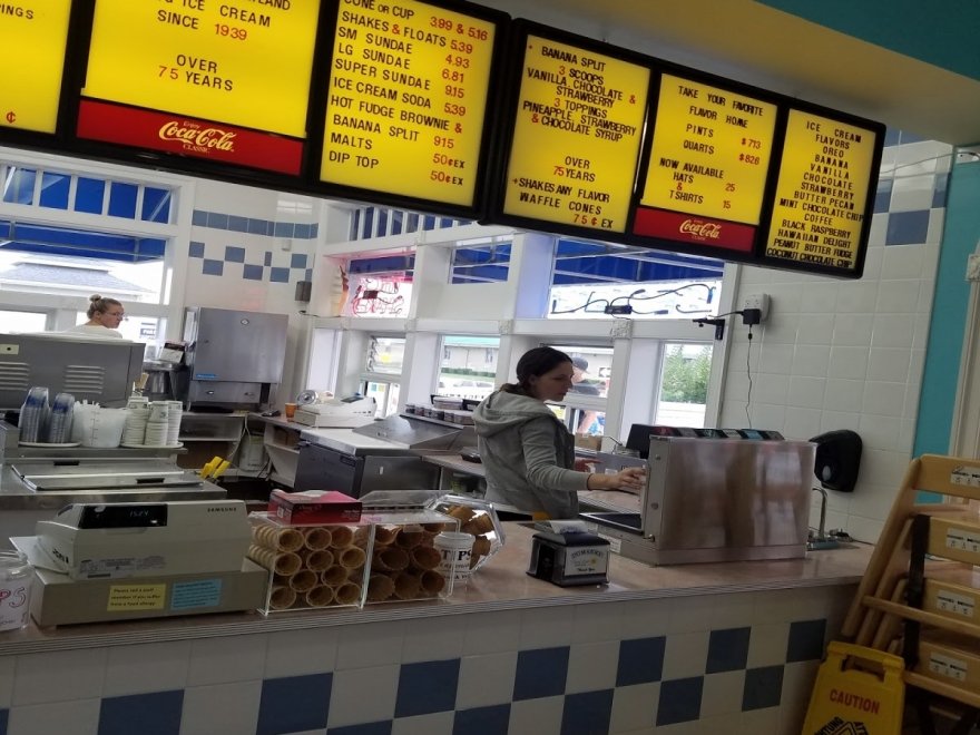 Dumser's Dairyland